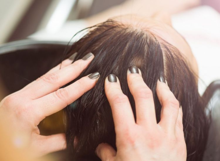 MASAŻ SHIROABHYANGA