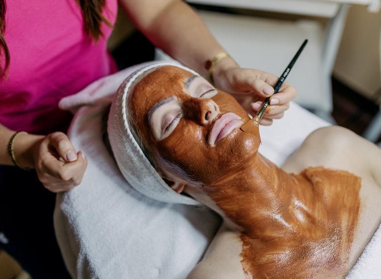 BOROWINOWY RYTUAŁ NA TWARZ