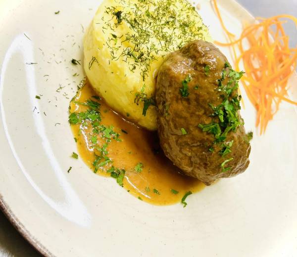 WIEPRZOWINA I WOŁOWINA