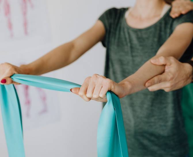 KINEZYTERAPIA USPRAWNIAJĄCA