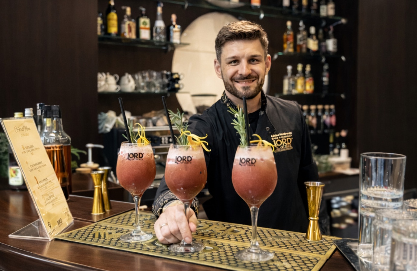 Cocktail Show