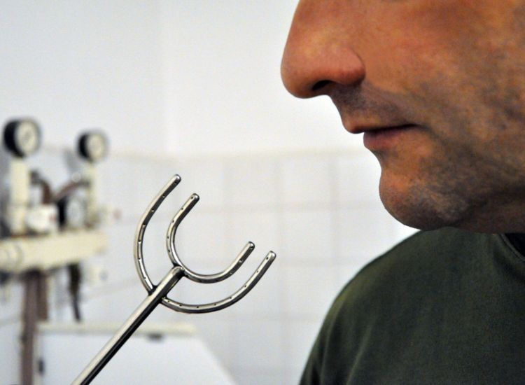 Полоскание ротовой полости радоновой водой