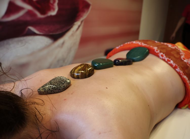 Masaż ajurwedyjski Ratnaabhyanga