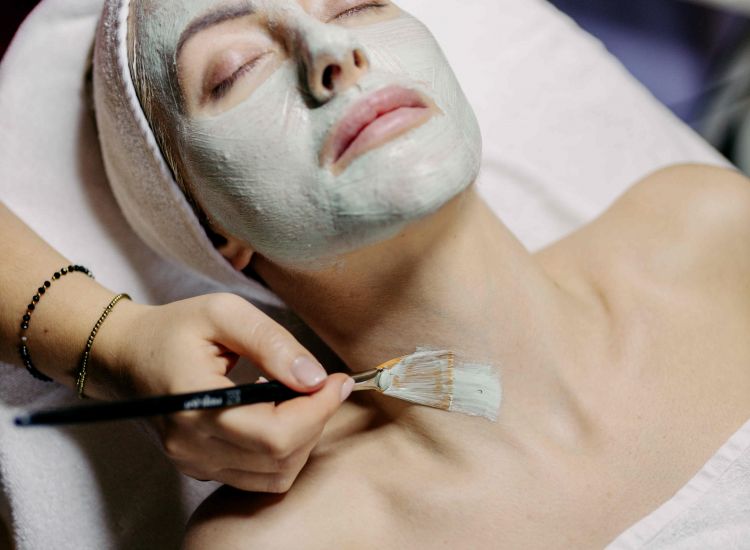  ZABIEG WEDŁUG TYPU CERY