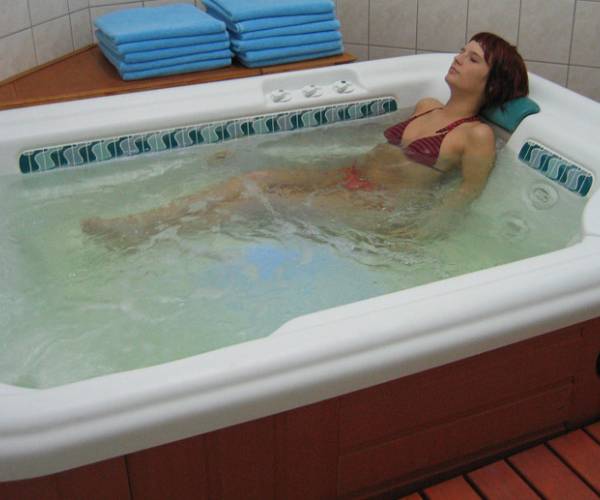 Kąpiel algowo-termalna